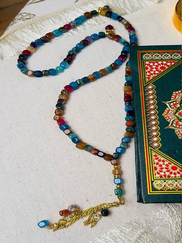 مسبحة منة لامعة - عقيق ملون