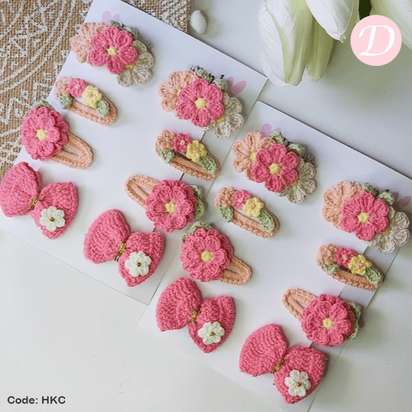 ربطات شعر كروشيه وردية