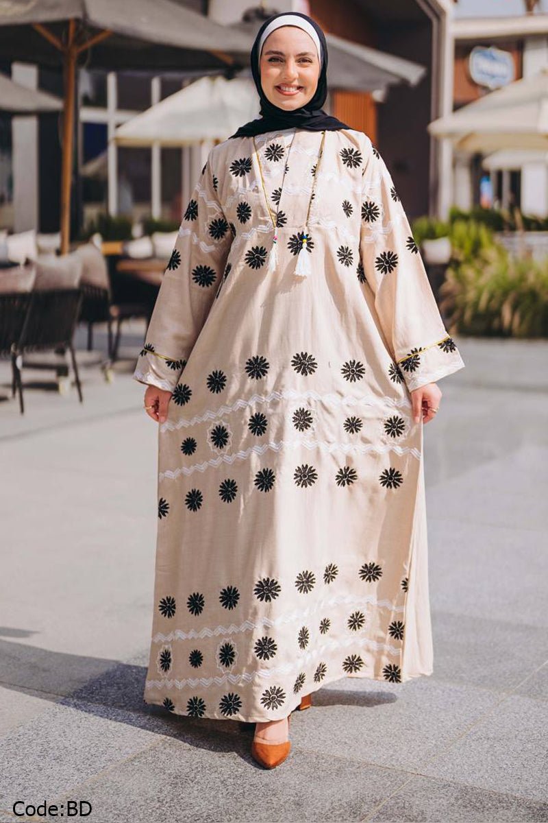Raneem Jalabiya - Linen