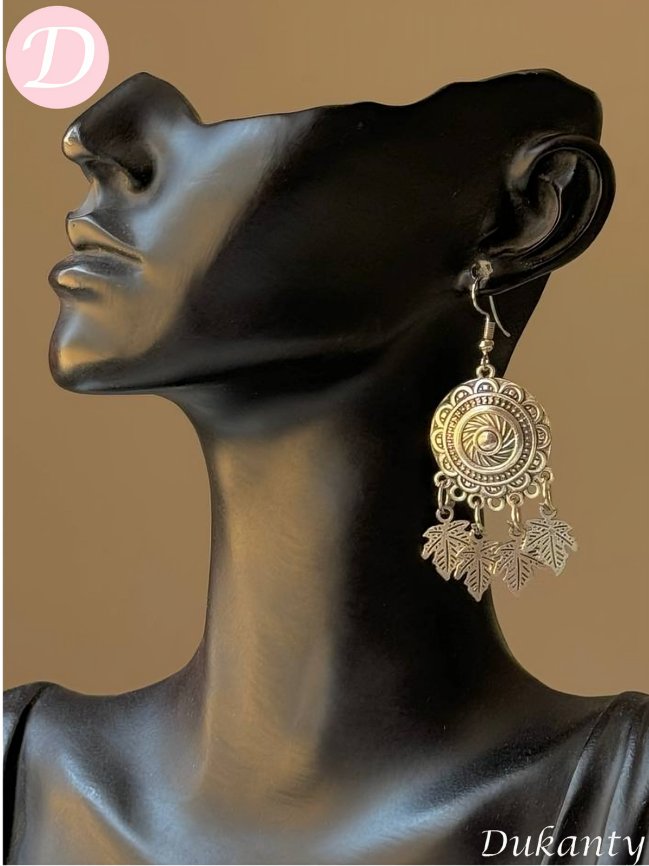 قرط آية - معدن