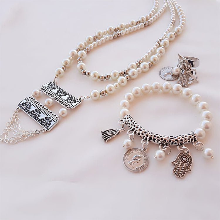 White Lolly Majorca Set With Pendant
