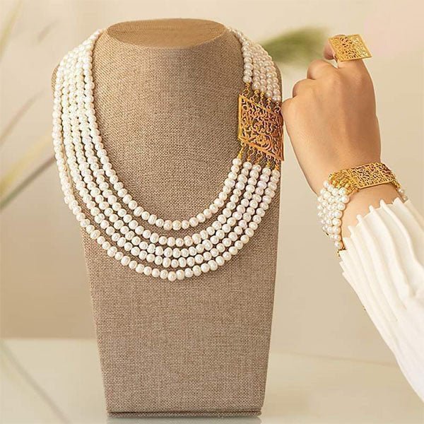 Horreya Natural Pearl Gold Plated Set
