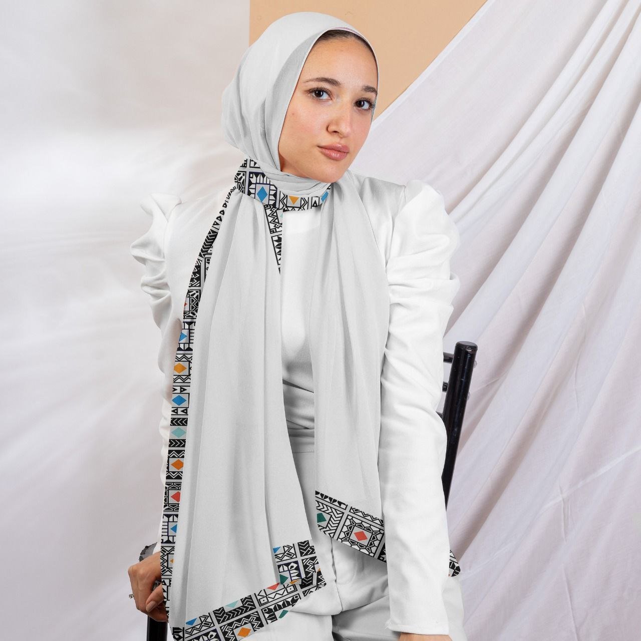 وشاح ابتسام - كريب ديجيتال