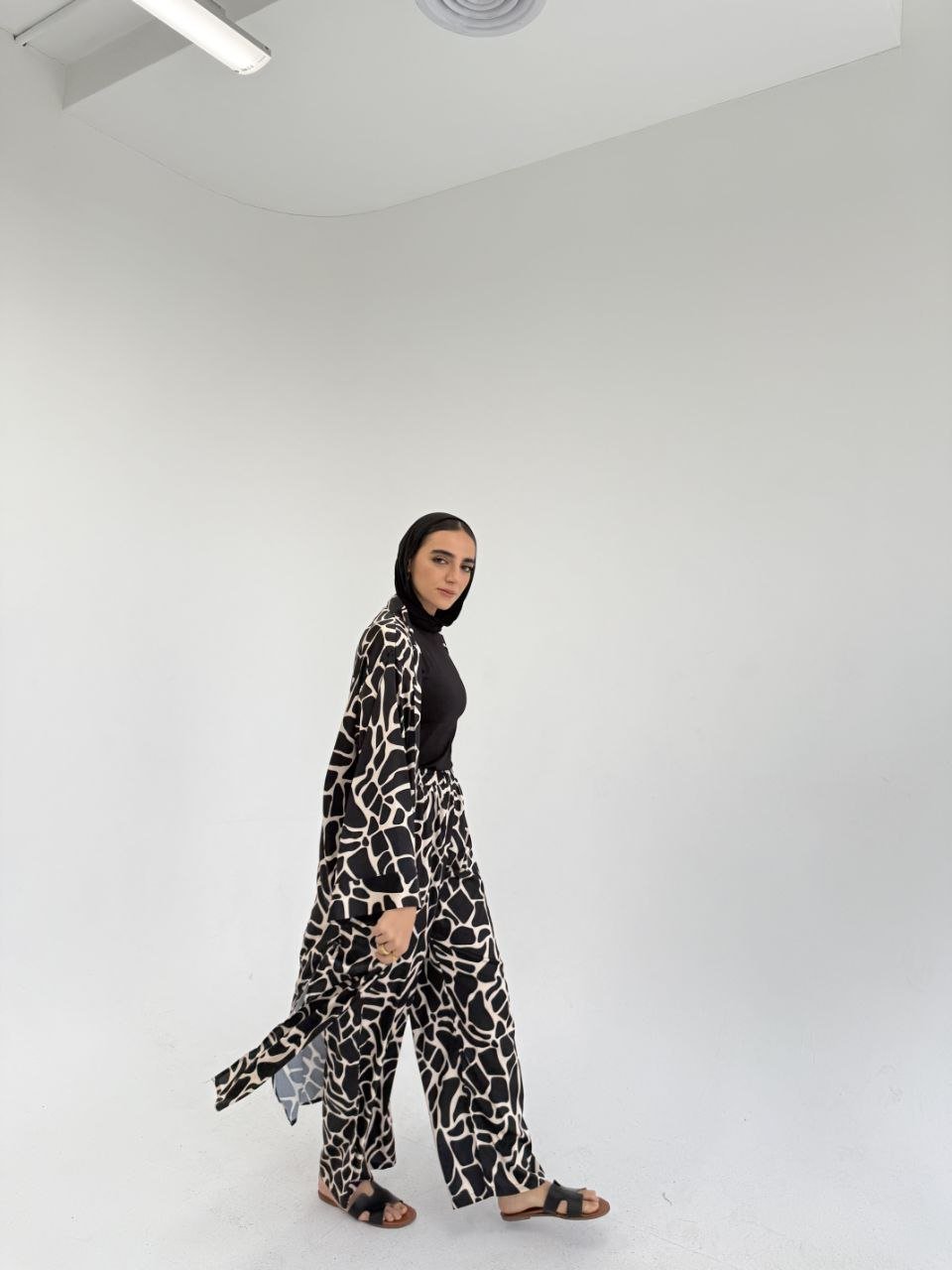 Taleen Summer Suit - Satin