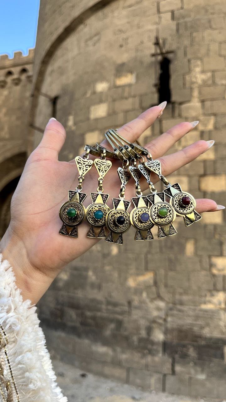 سلسلة مفاتيح مادلين - مطلية بالفضة