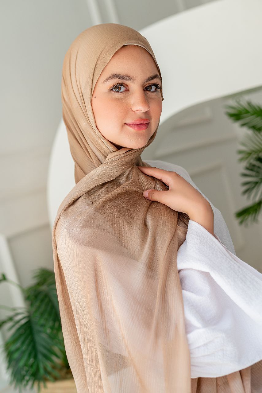 Mirna Scarf - Kuwaiti Chanel