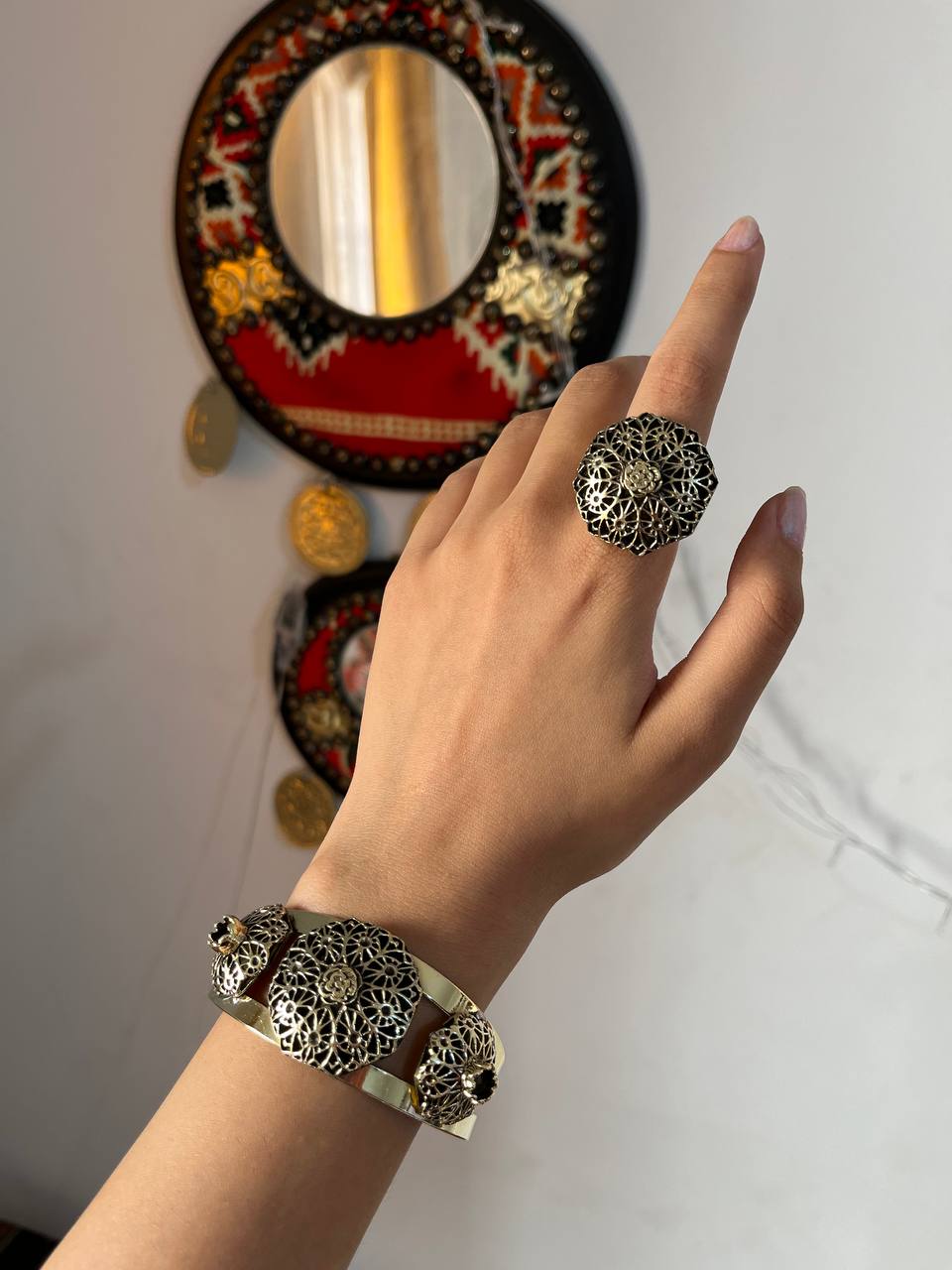 مجموعة حتحور - مطلية بالفضة
