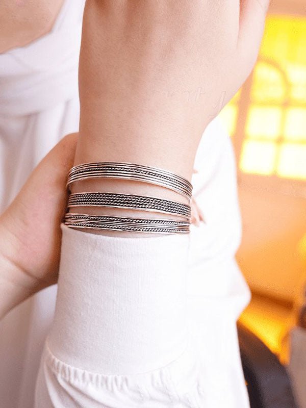 مجموعة أساور كوين - مطلية بالفضة