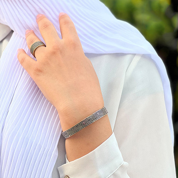 مجموعة فضية بنفسجية