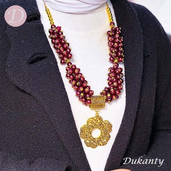 The Pearly Flower Necklace - Purple Pearl