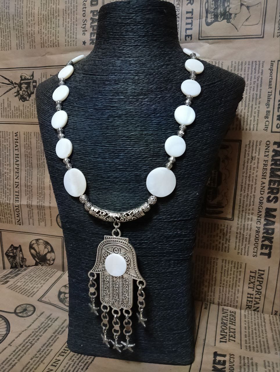 قلادة الفولكلور