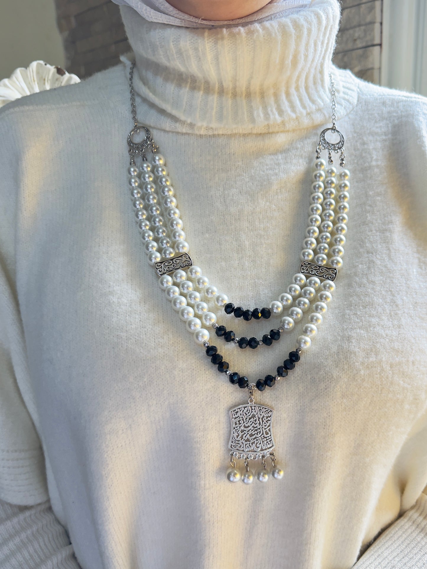 Ayah Elegant Necklase