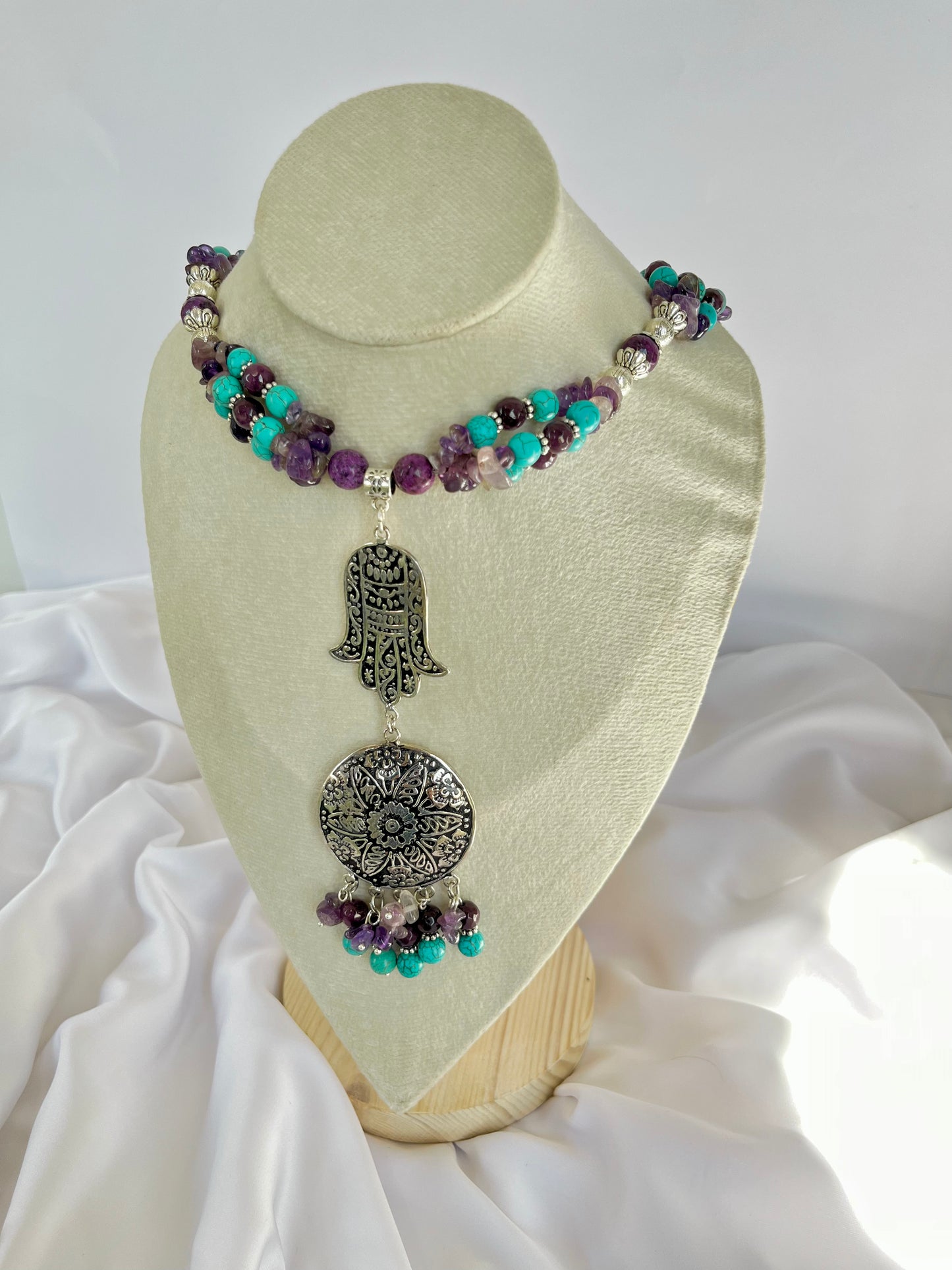 Hasnaa Necklace - Mixed Stones