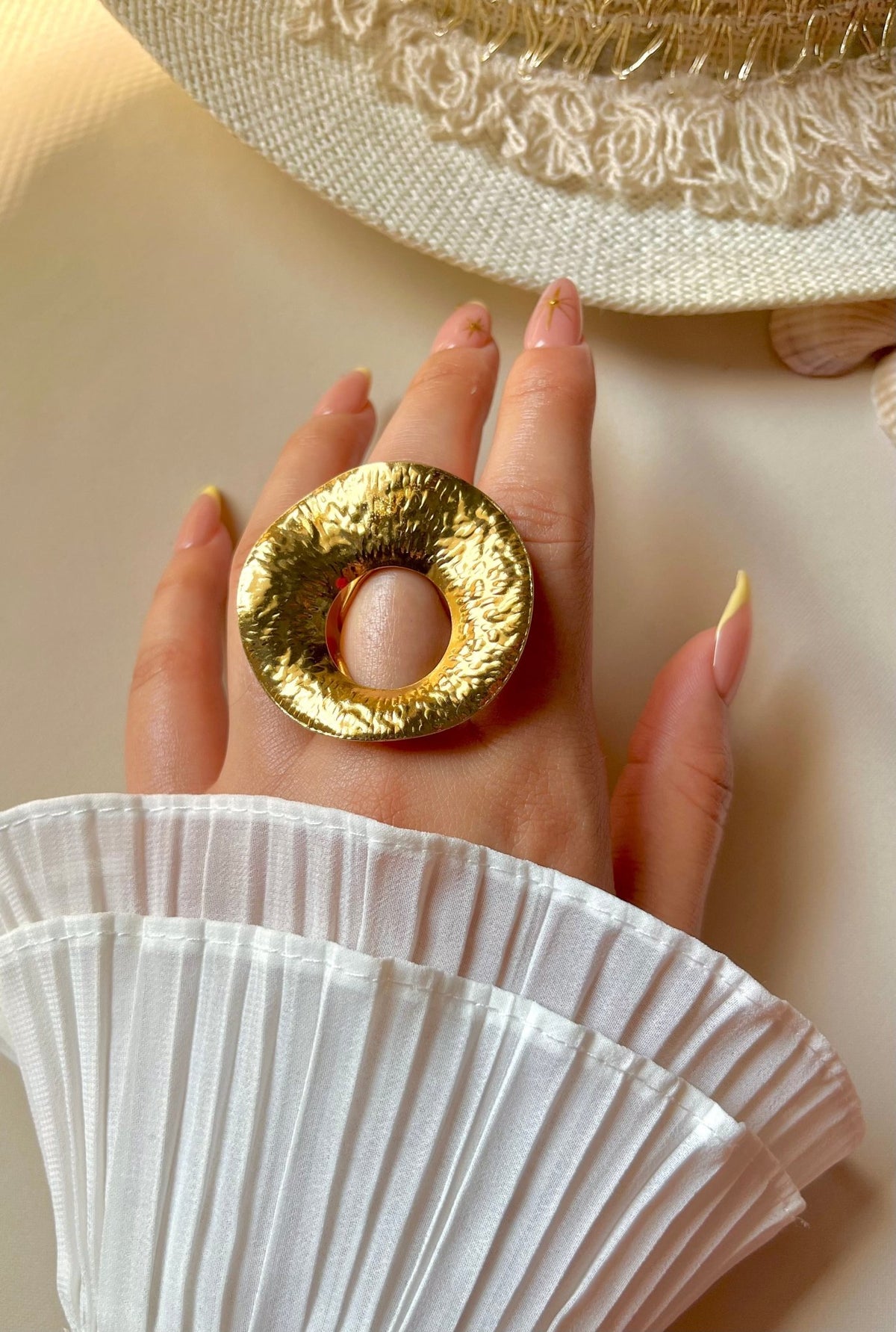 Unique Circle Ring - Stainless Steel