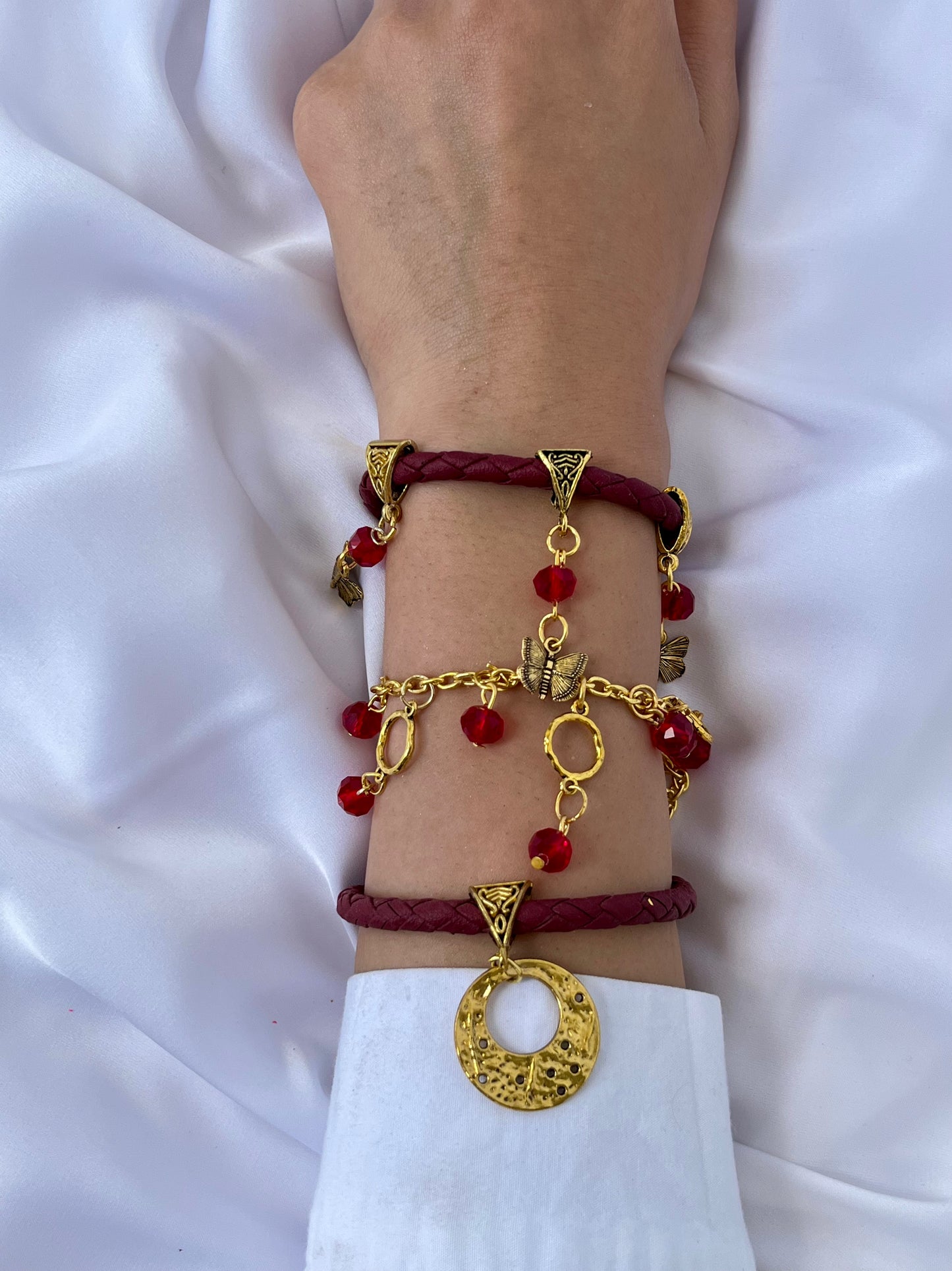 Red Bracelet – Leather Set