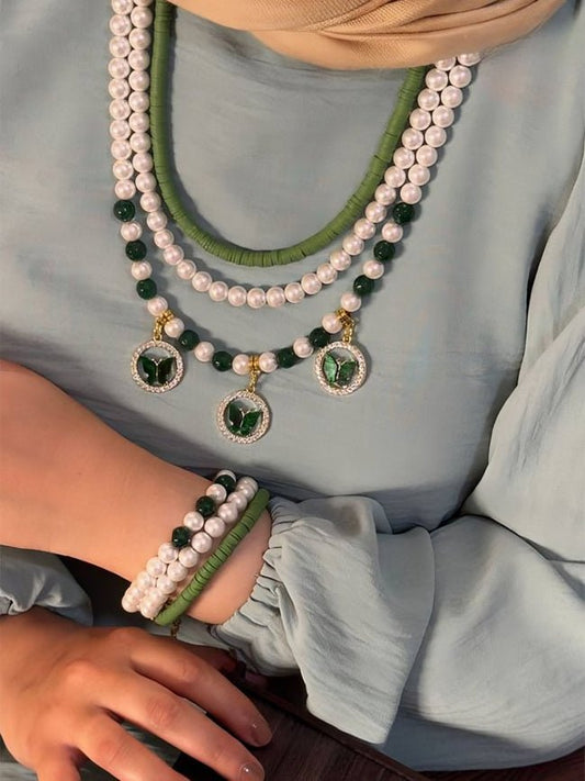 مجموعة الفراشات الرقيقة