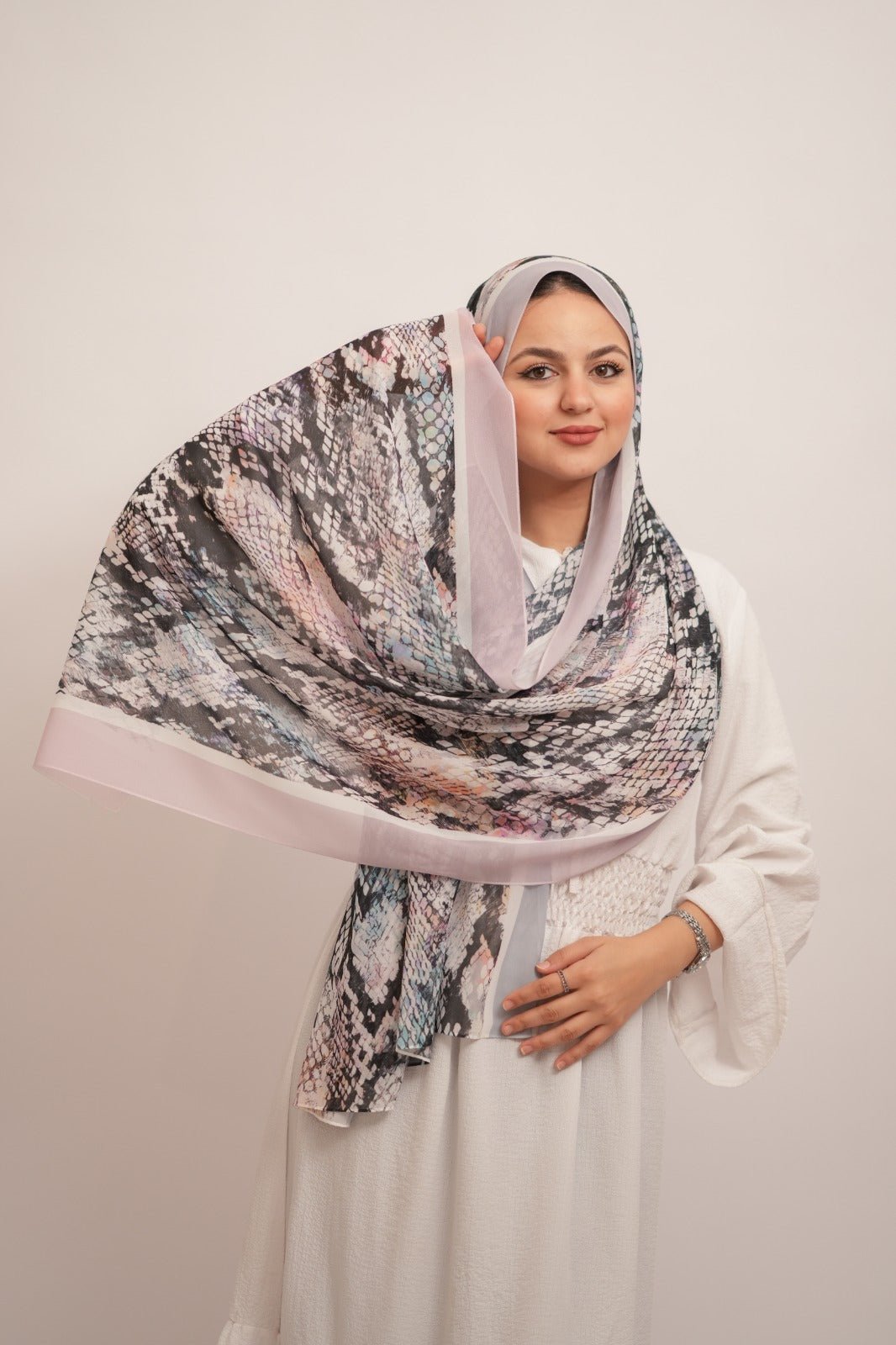 وشاح هالة - كريب ديجيتال