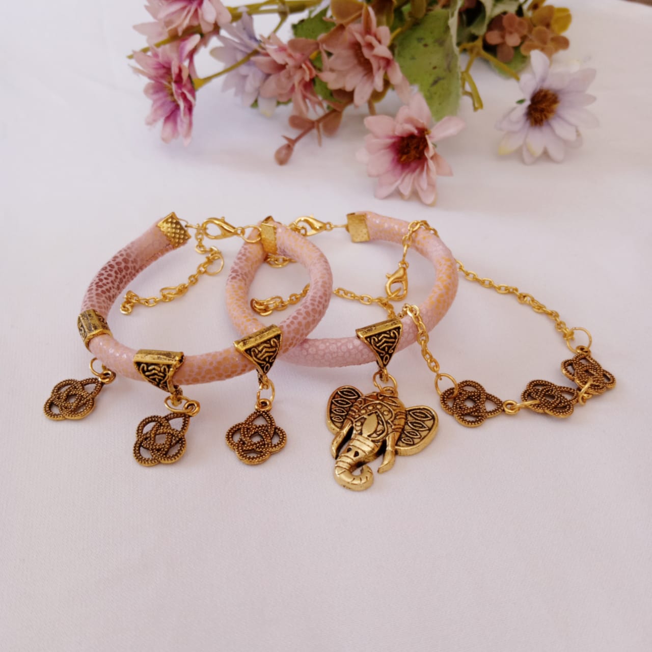 Retal Elegant Bracelets