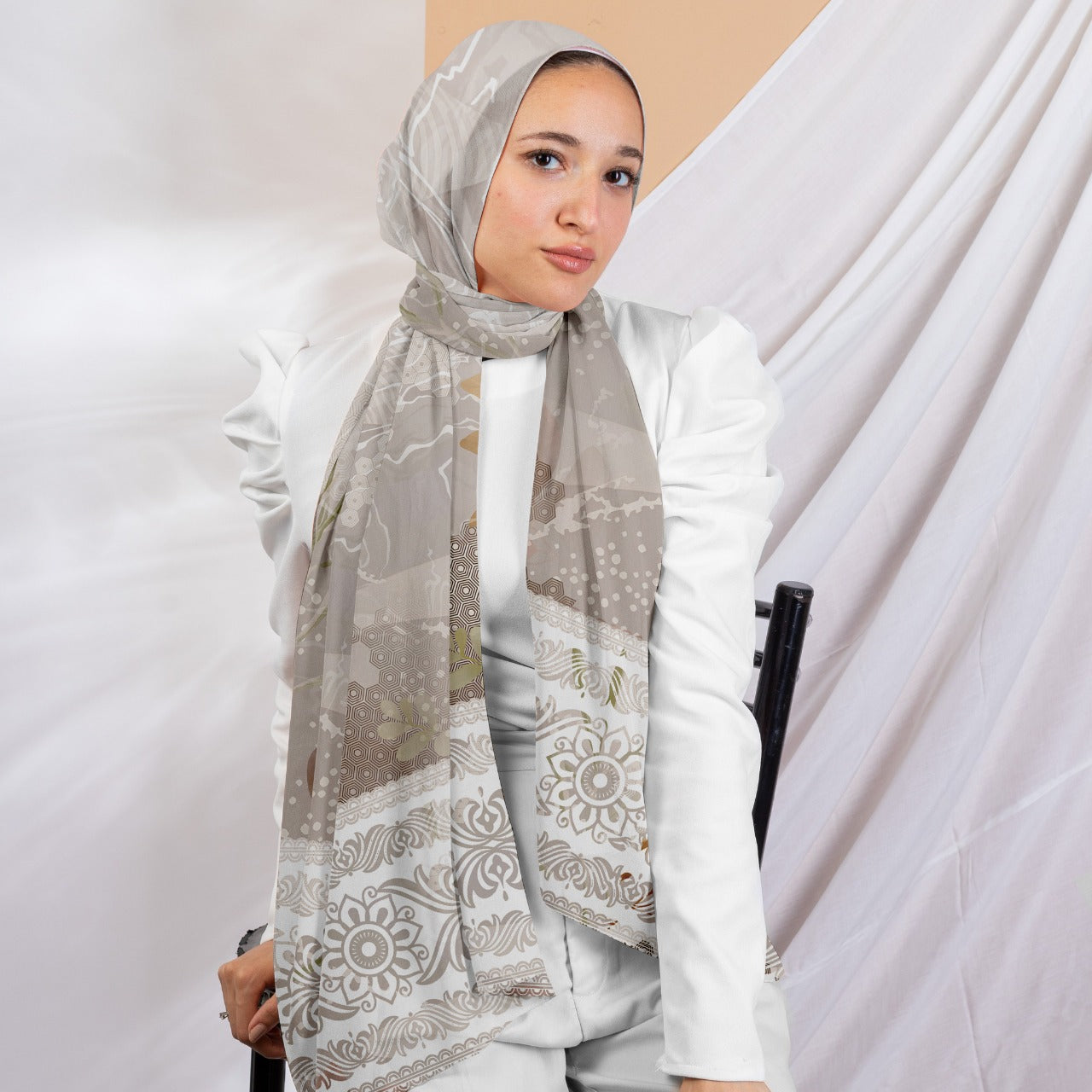 Farida Scarf - Crepe Digital