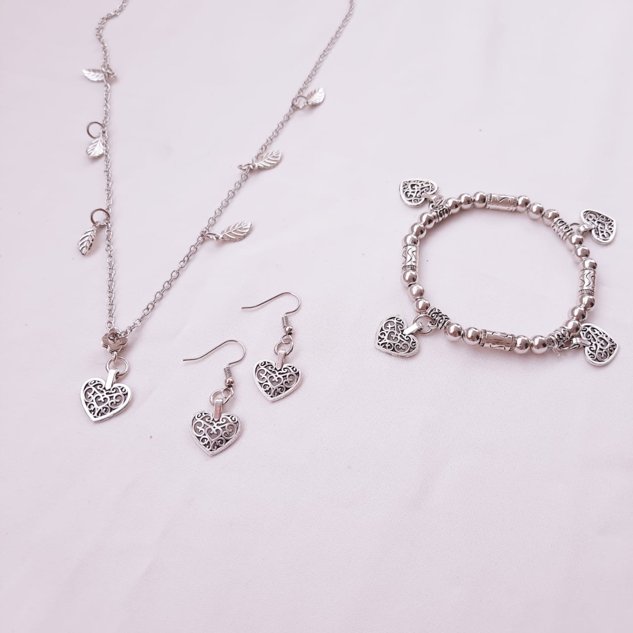 مجموعة ماريان البسيطة