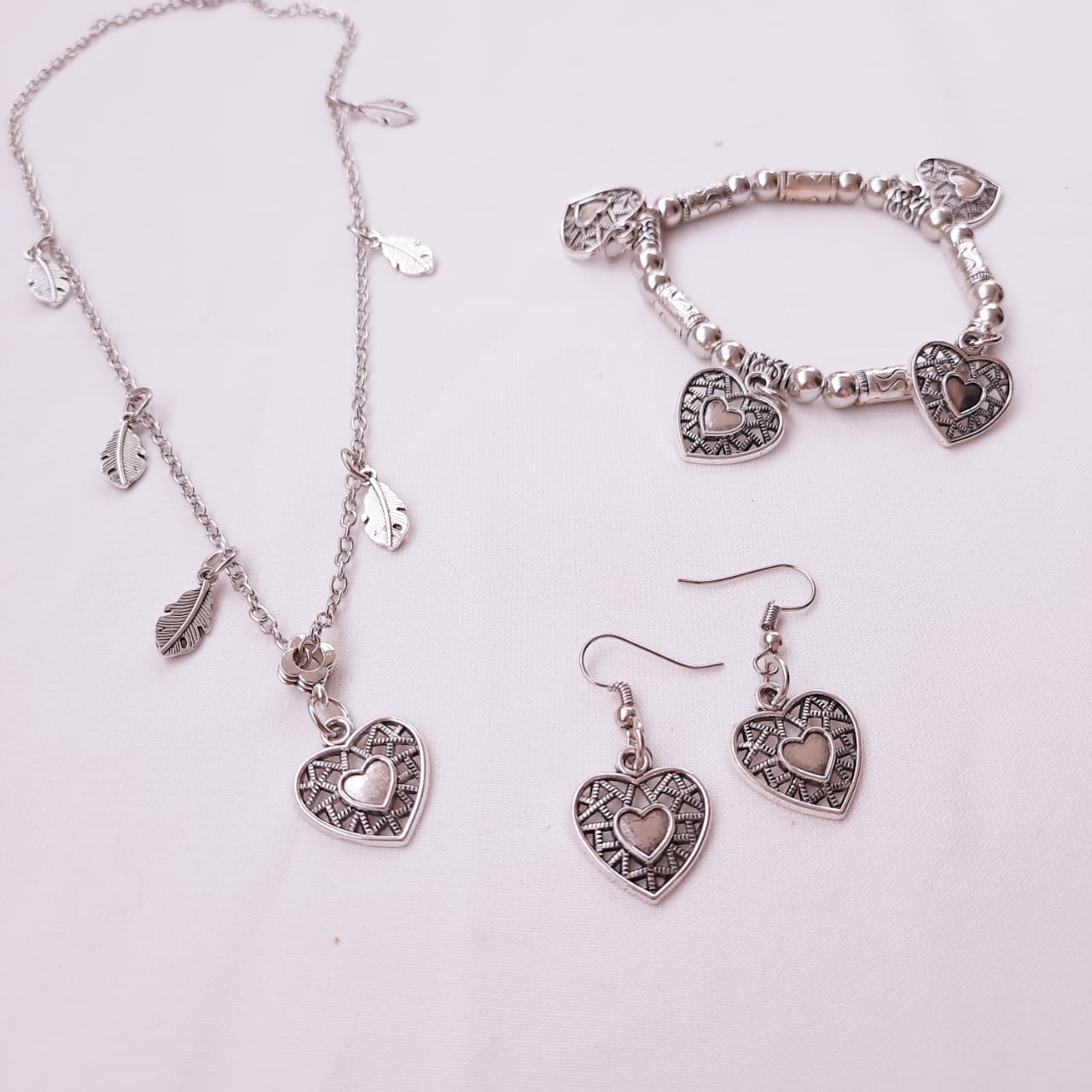 مجموعة قمر البسيطة