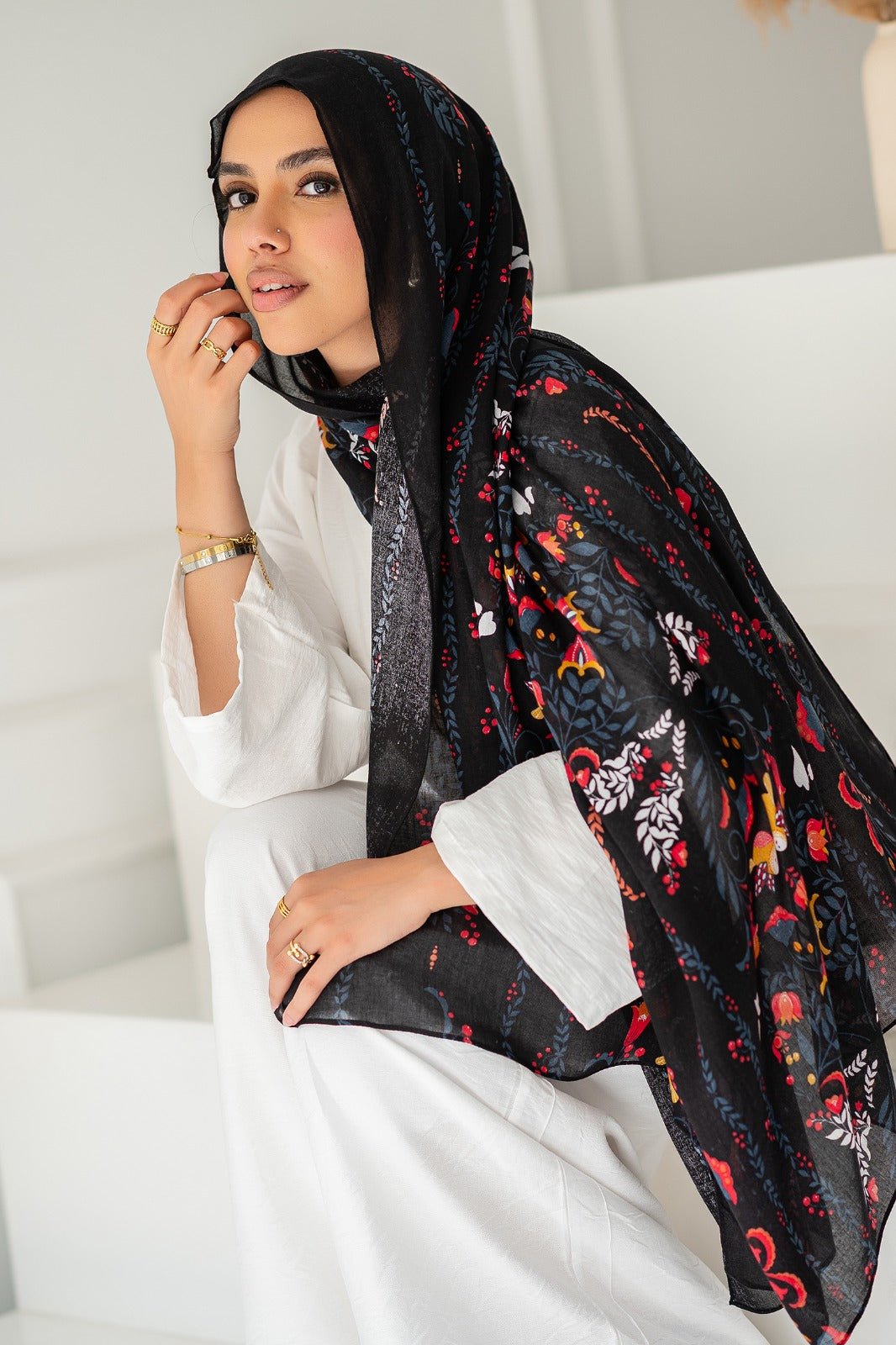 وشاح ابتسام - كريب ديجيتال