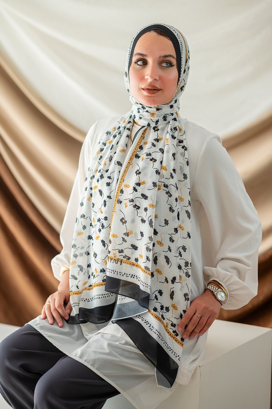 Tanya Scarf - Crepe Digital