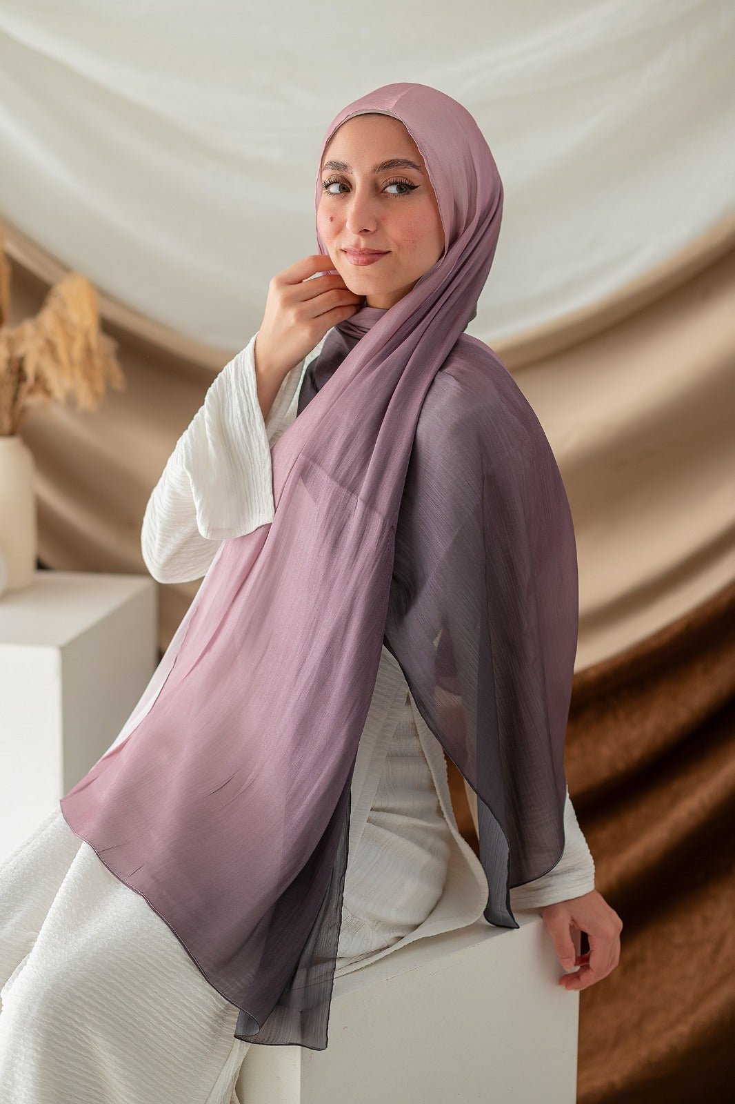 وشاح ابتسام - كريب ديجيتال