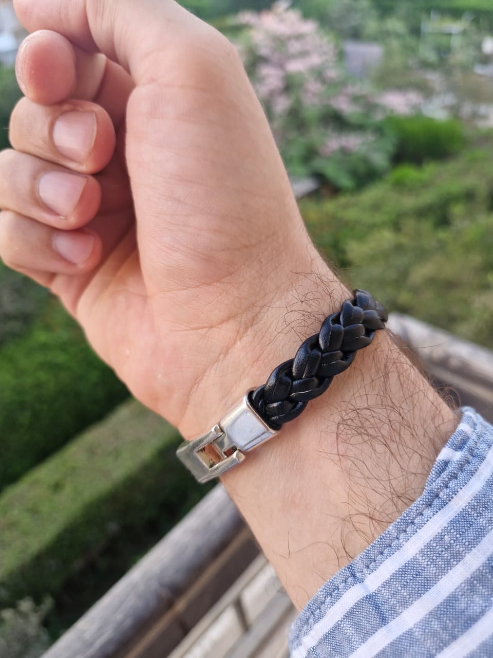 سوار إسلام البسيط