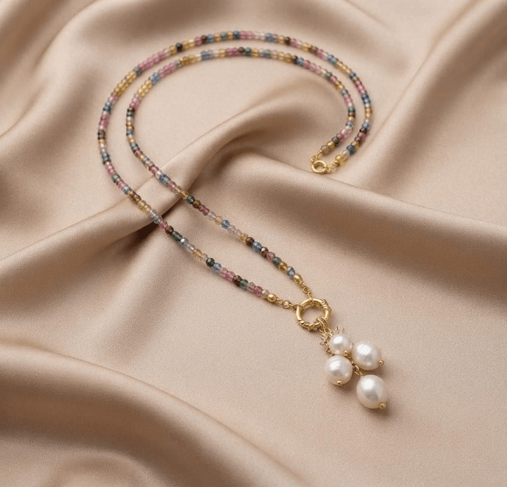 Gehan Elegant Necklace
