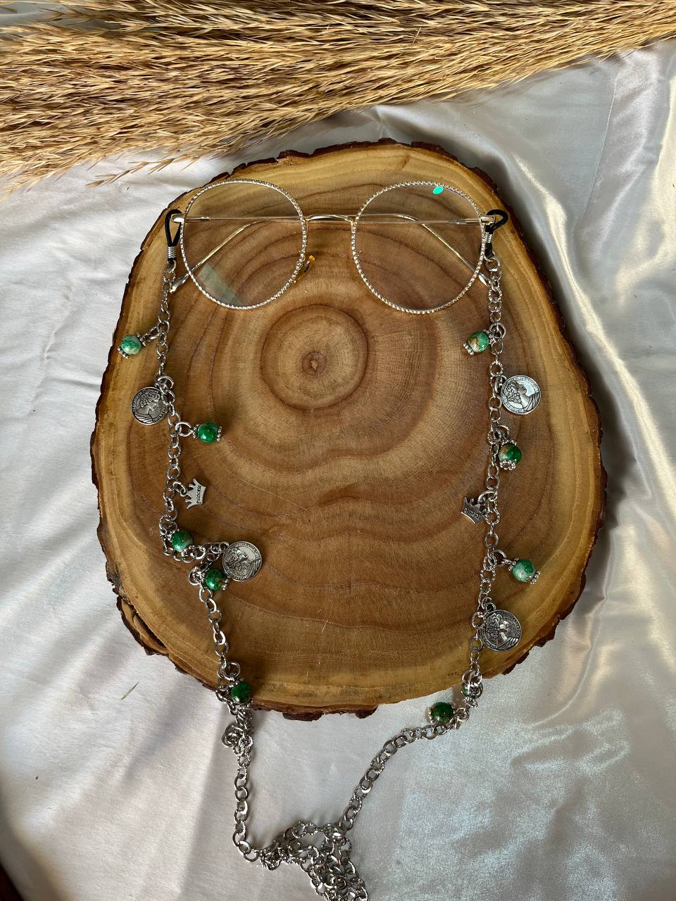 سلسلة نظارات ريهام - مطلية بالفضة