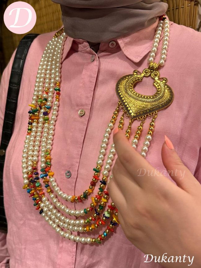 Noura Necklace - Pearl Stones