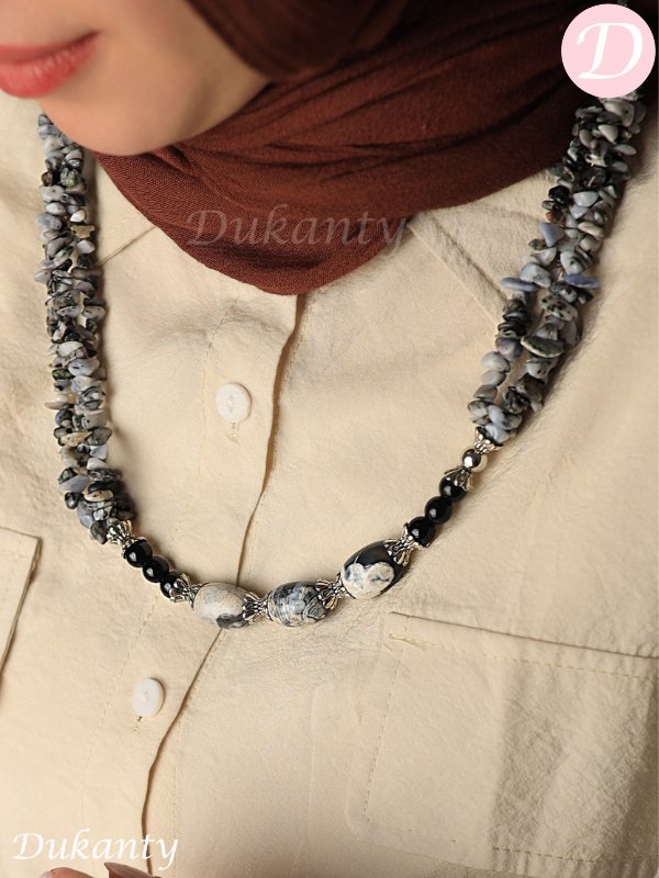 Maram Necklace - Agate And Broken Seashell Stones