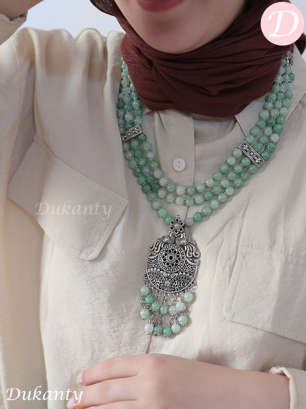 قلادة هلا - احجار المرمر