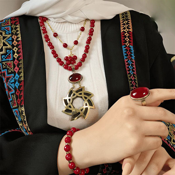 طقم سيلا الأنيق - أحجار العقيق