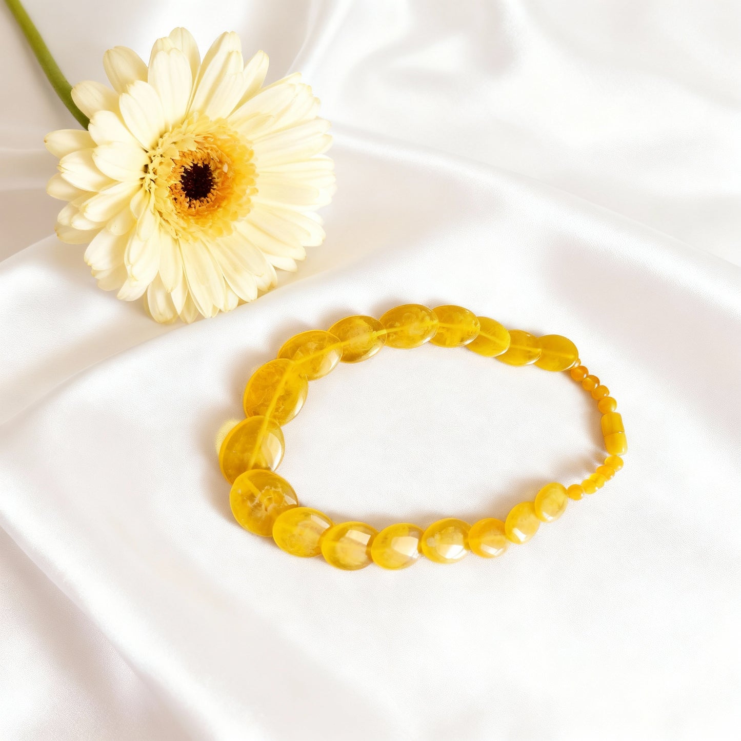 Amber Short Yellow Necklace