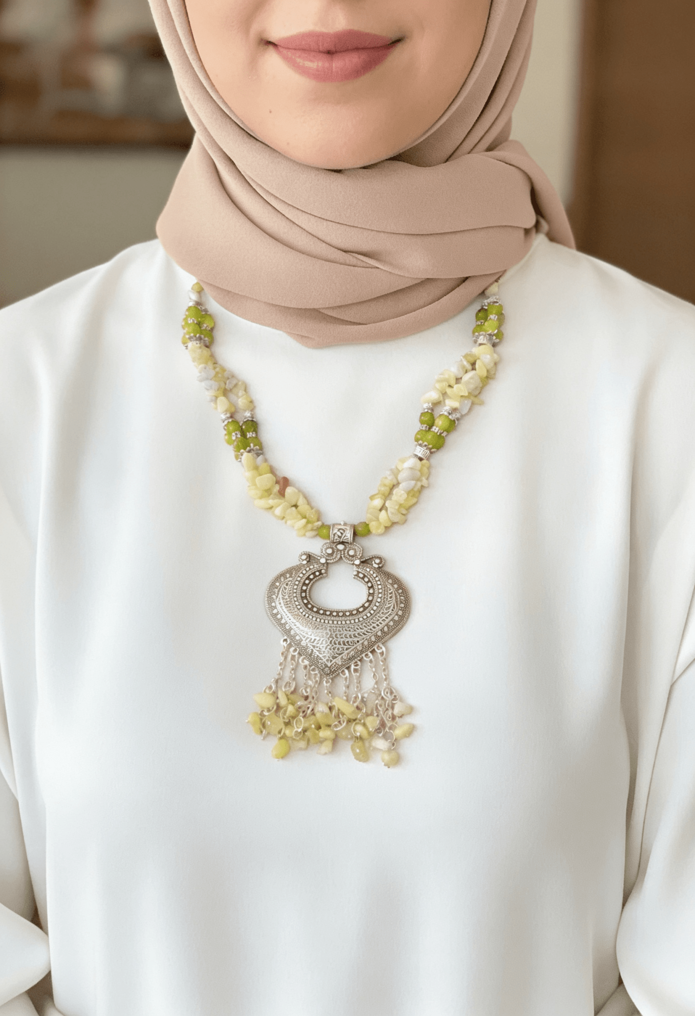 Nabila Necklace - Agate Stones