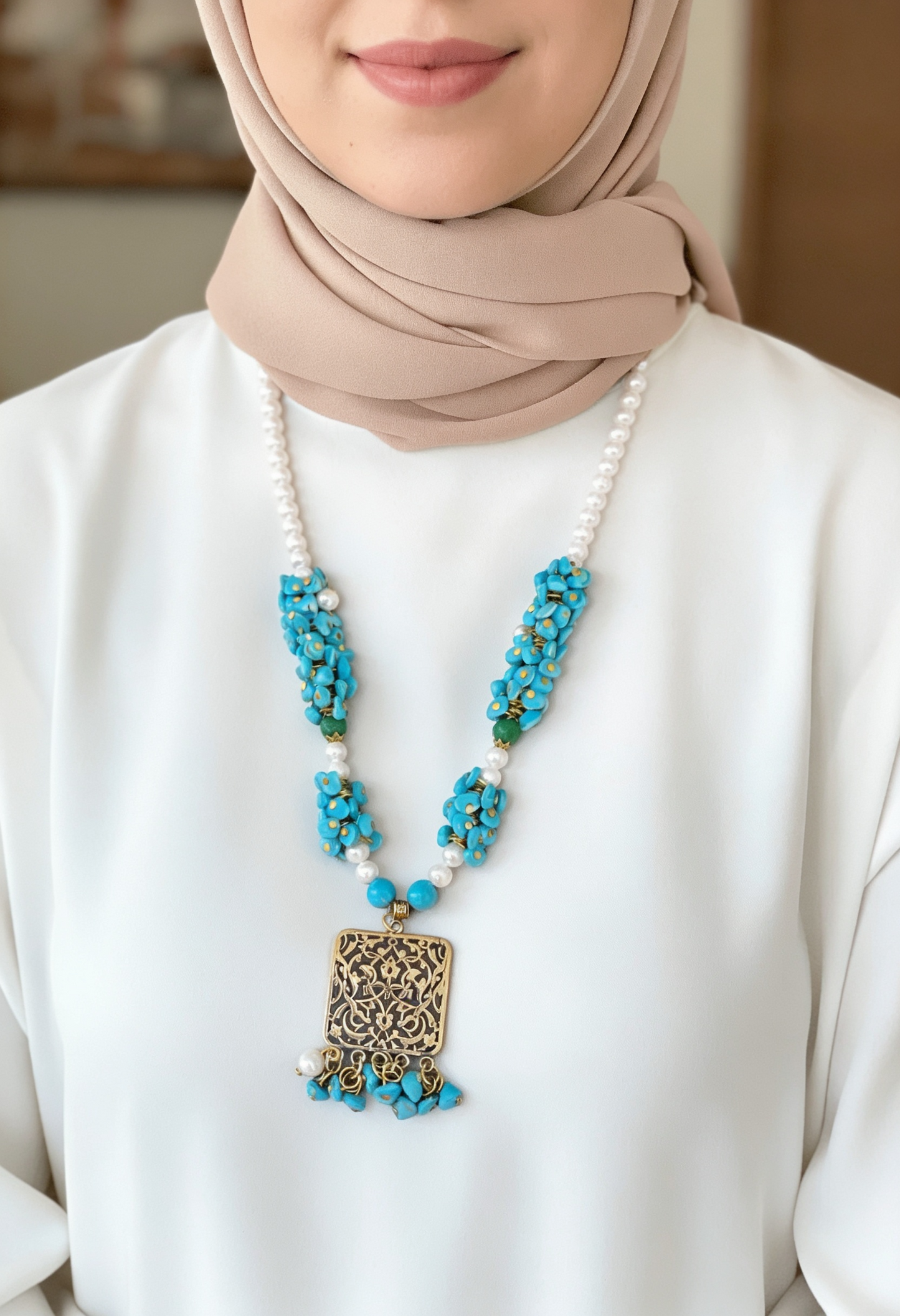 Dina Necklace - Agate Stones