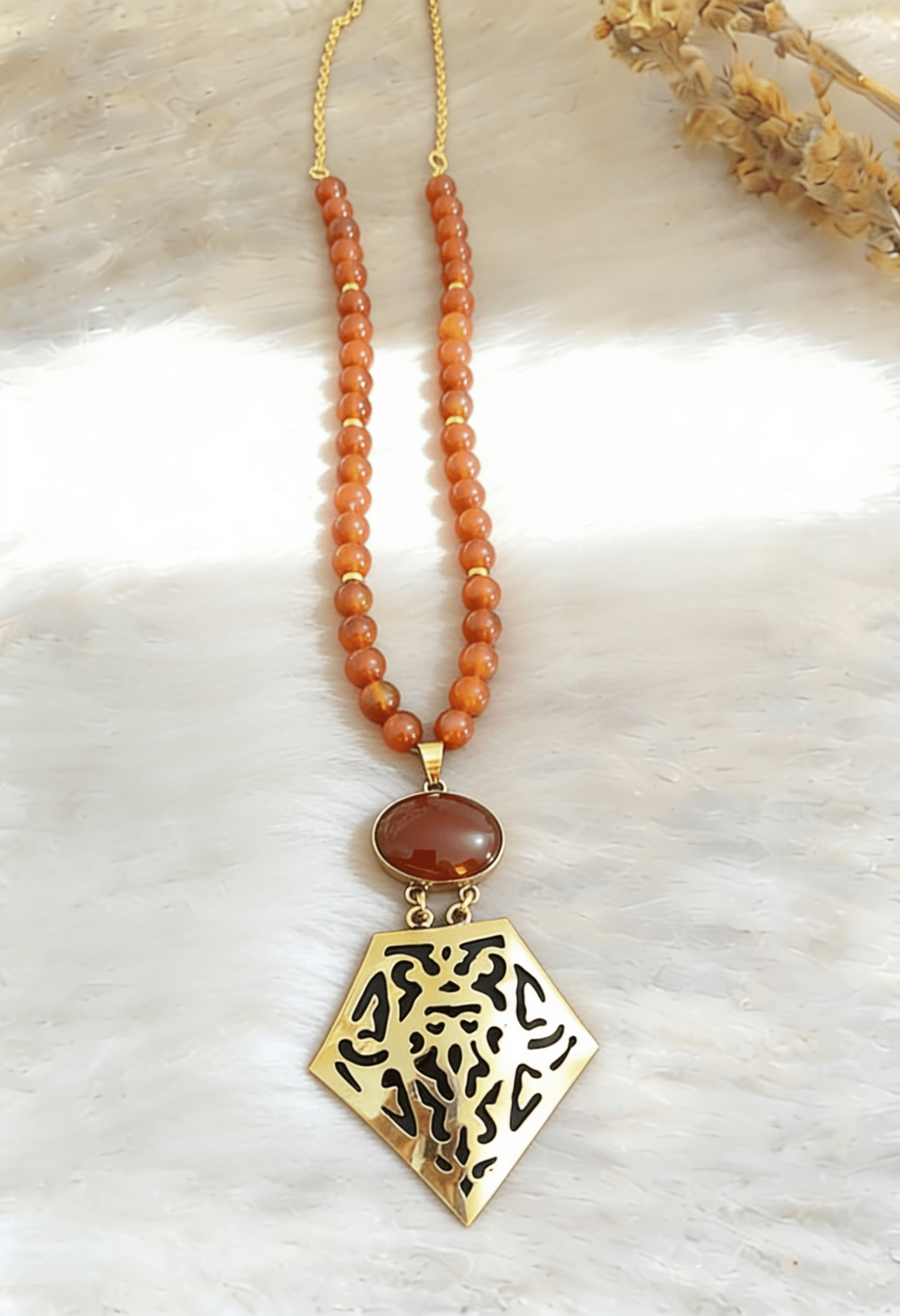Mariam Necklace - Agate Stones