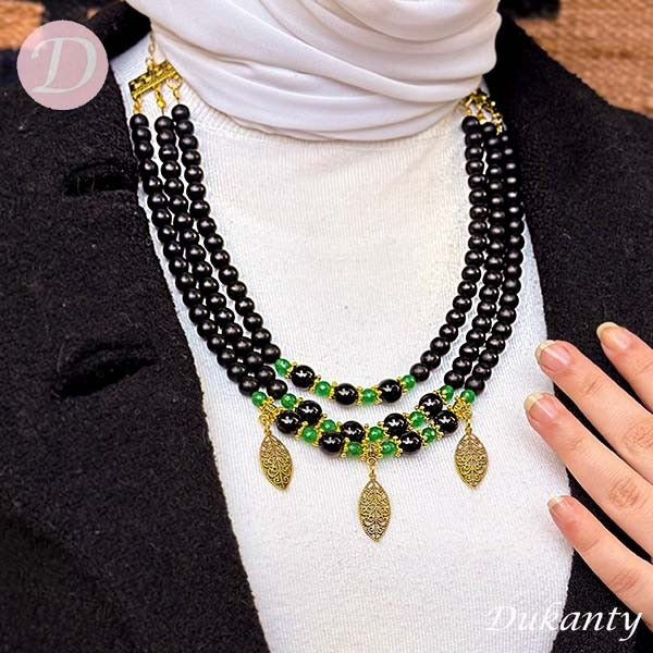 Leaf Agate Necklace - Black Agate