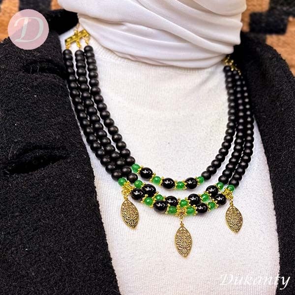Leaf Agate Necklace - Black Agate