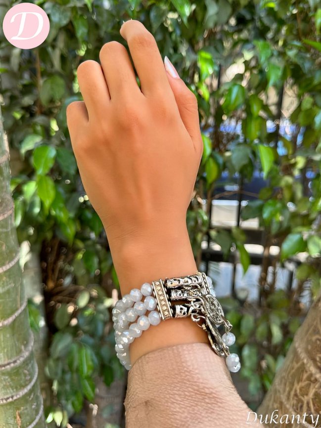 Lara Elegant Bracelets