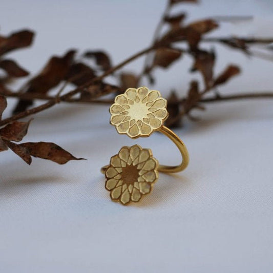 Flowery Ring - Gold Plated