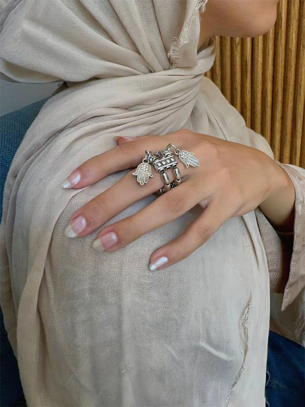 Mervat Elegant Ring