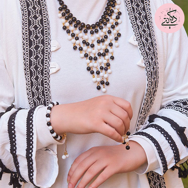 Noor Set - Pearl And Onyx Stone