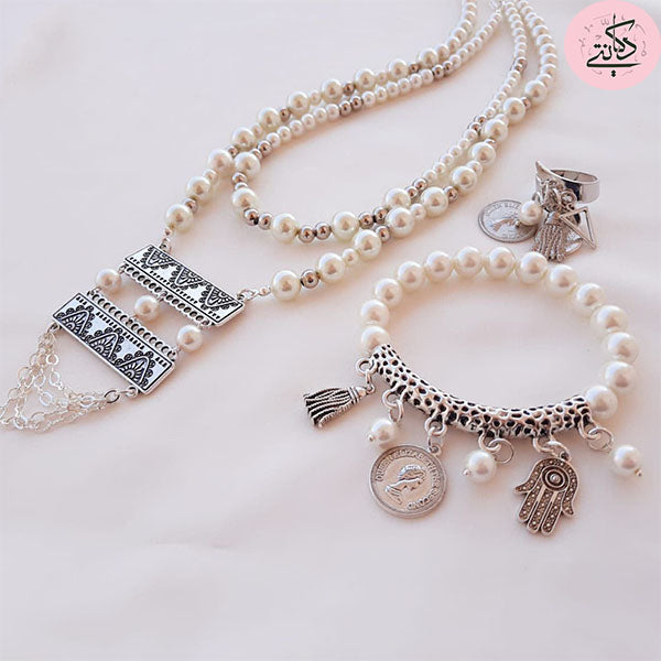 White Lolly Majorca Set With Pendant