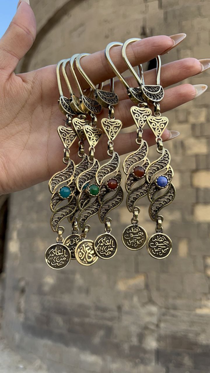 سلسلة مفاتيح مادلين - مطلية بالفضة