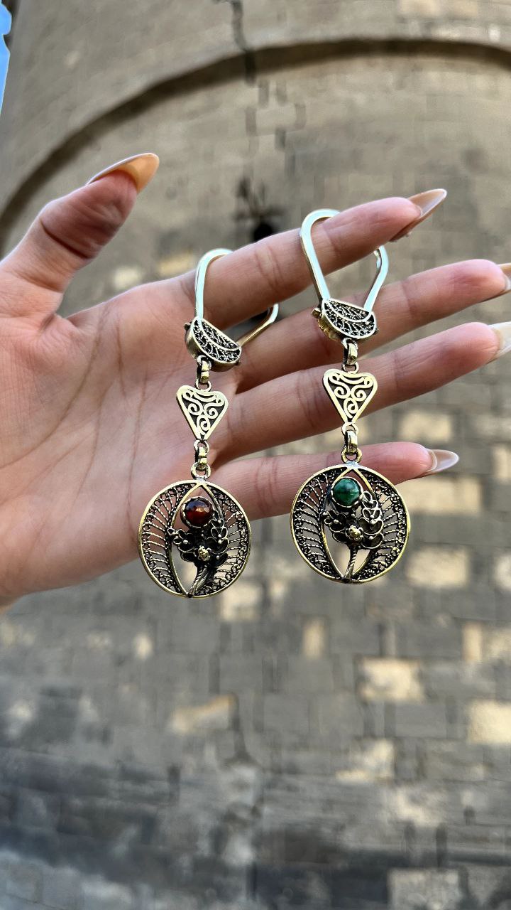 سلسلة مفاتيح مادلين - مطلية بالفضة