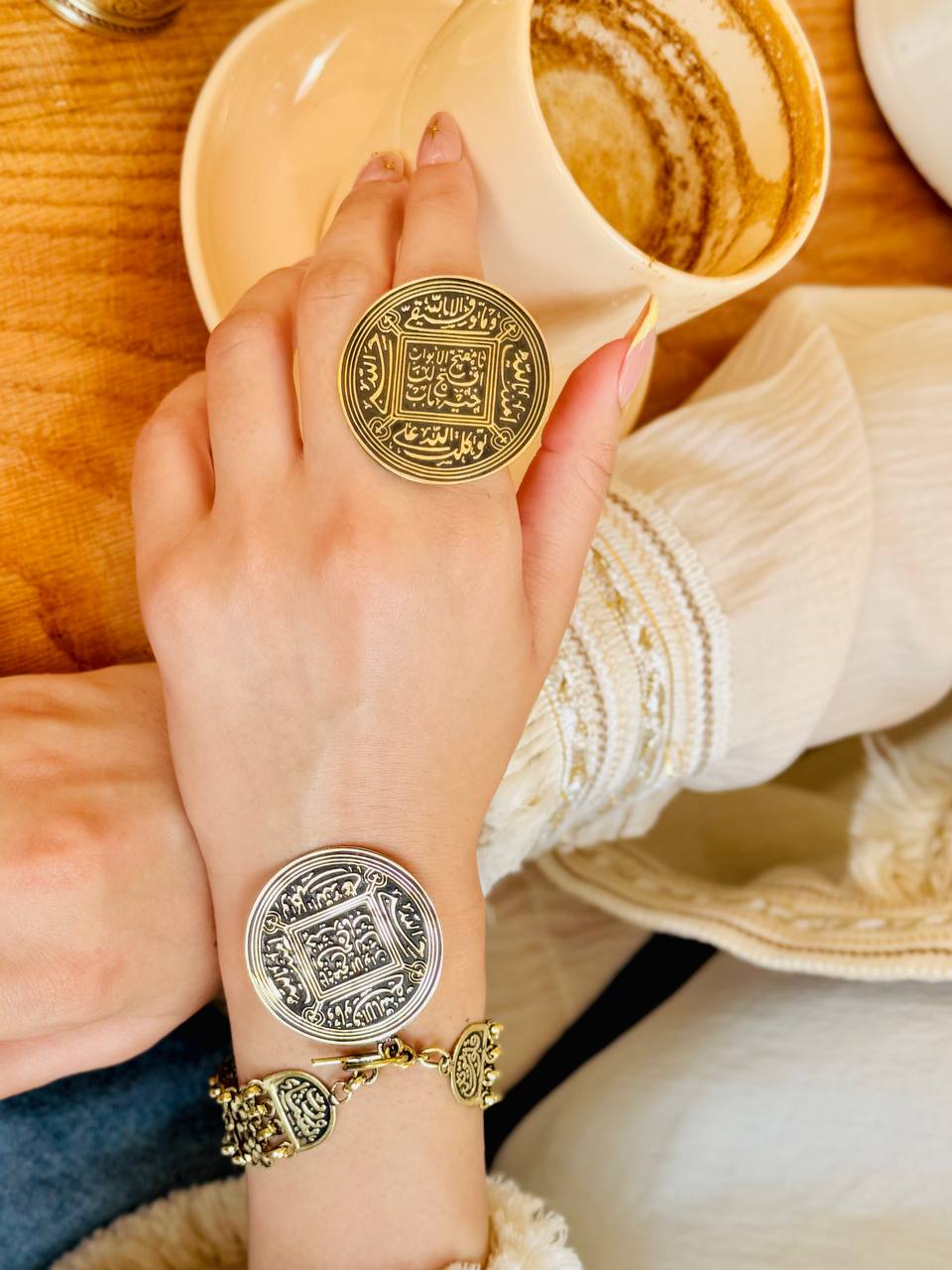 طقم نجوان الفاخر