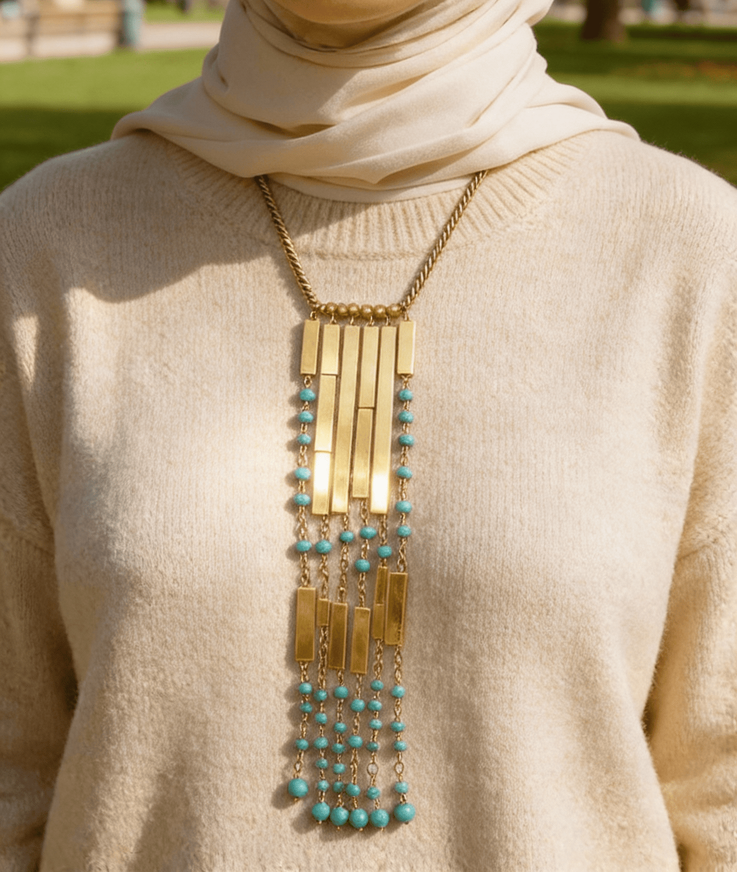 قلادة عربية فاخرة